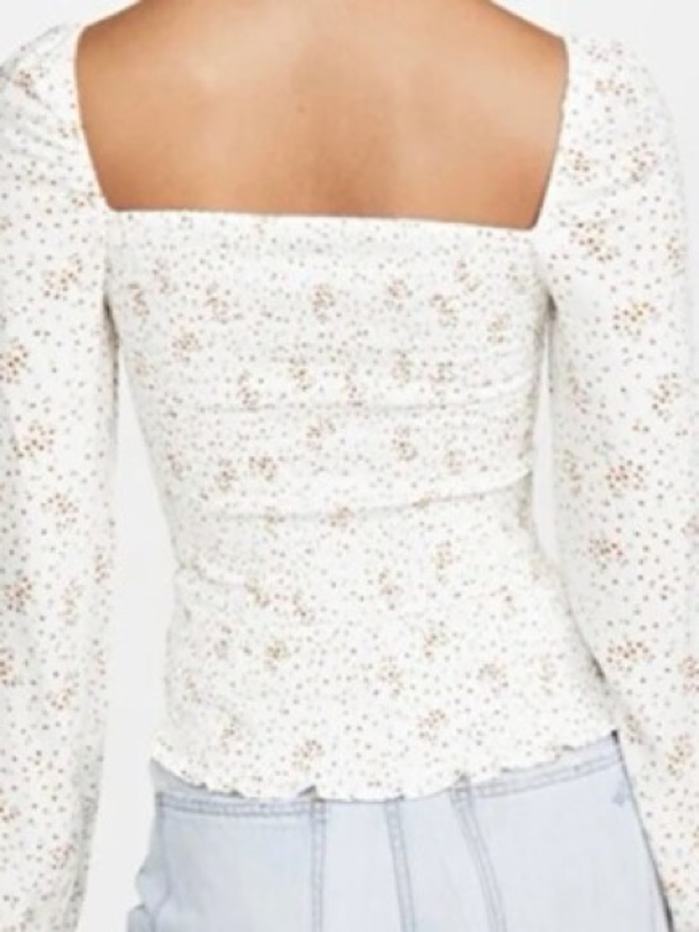 Cupcakes & Cashmere | Savannah Smocked Square-Neck Ditsy Floral Puff-Sleeve Top - Picture 2 of 15